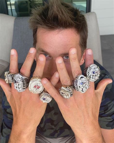 who gets super bowl rings